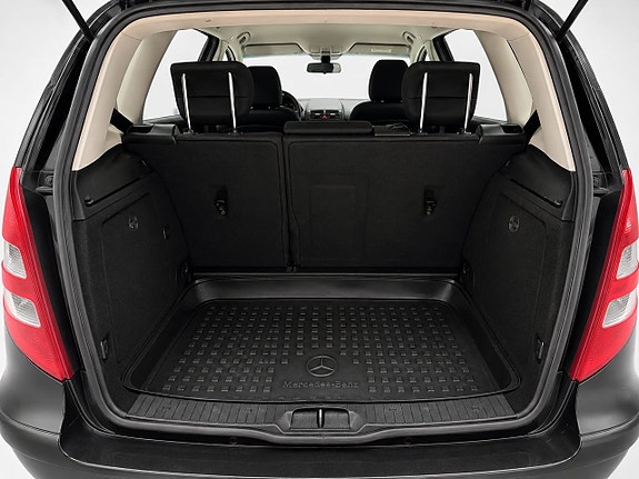 Mercedes-Benz A160 5 of 21