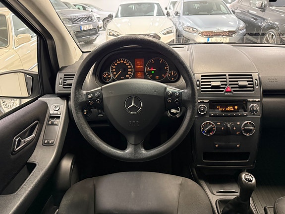 Mercedes-Benz A160 14 of 21