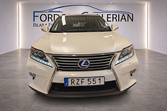 Lexus RX450h 2 of 15