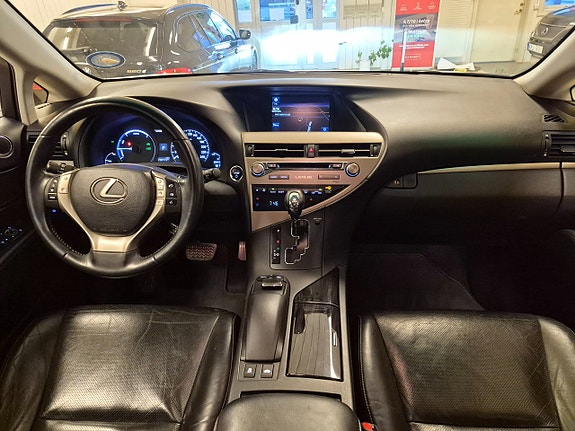 Lexus RX450h 10 of 15