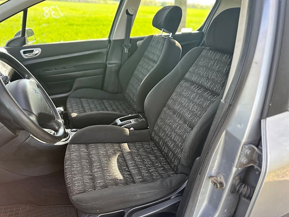 Peugeot 307 10 of 15