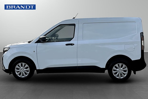 Ford Transit Courier 3 of 5