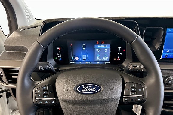 Ford Transit Courier 6 of 8
