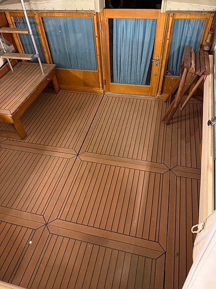 Coronet 32 Oceanfarer Wing 2 of 14