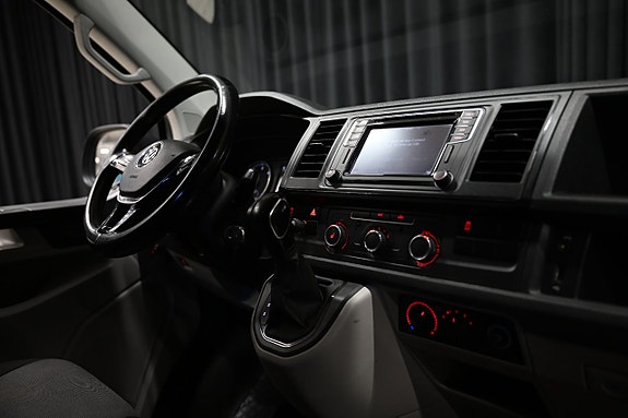Volkswagen Transporter 30 of 30