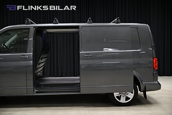 Volkswagen Transporter 6 of 30