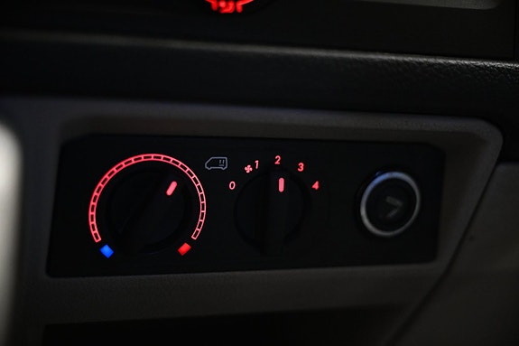 Volkswagen Transporter 25 of 30