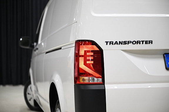Volkswagen Transporter 12 of 29