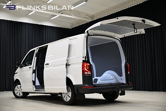 Volkswagen Transporter 8 of 29