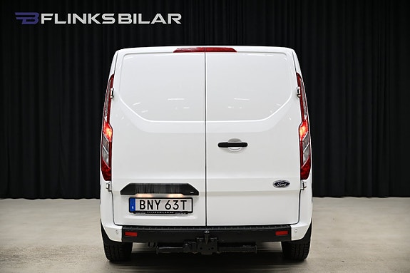 Ford Transit Custom 9 of 25