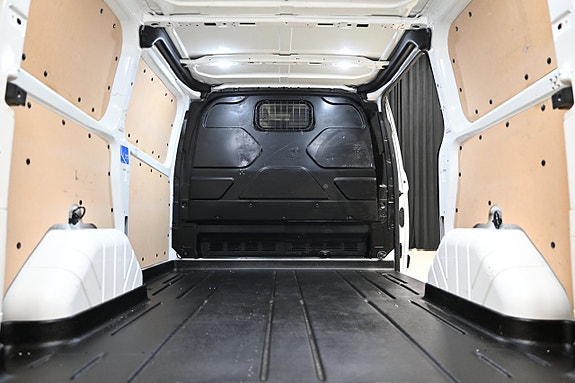 Ford Transit Custom 7 of 25