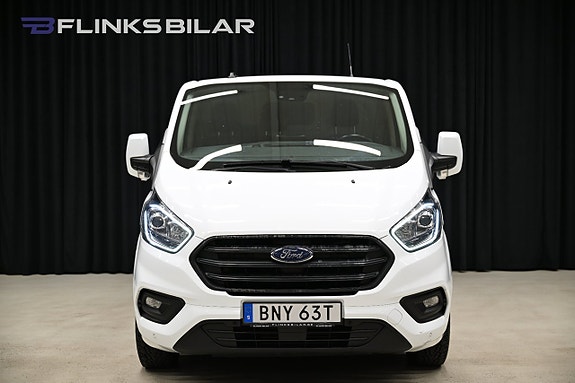 Ford Transit Custom 11 of 25