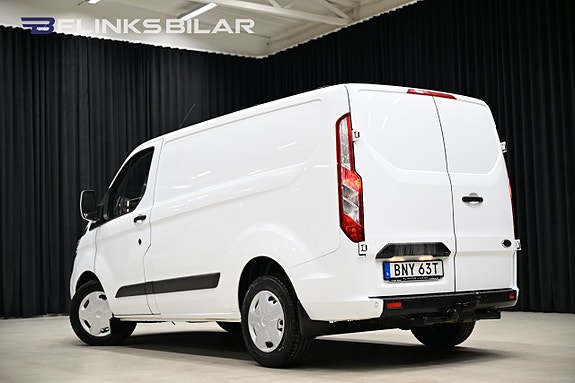 Ford Transit Custom 6 of 25
