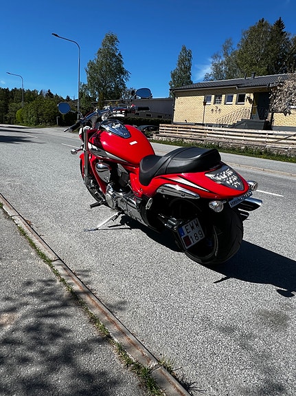 Suzuki VZR1800 Intruder 5 of 10