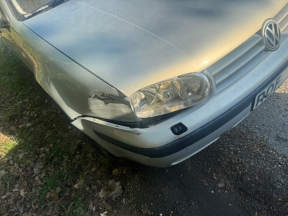 Volkswagen Golf IV 3 of 3
