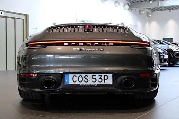 Porsche 911 6 of 18