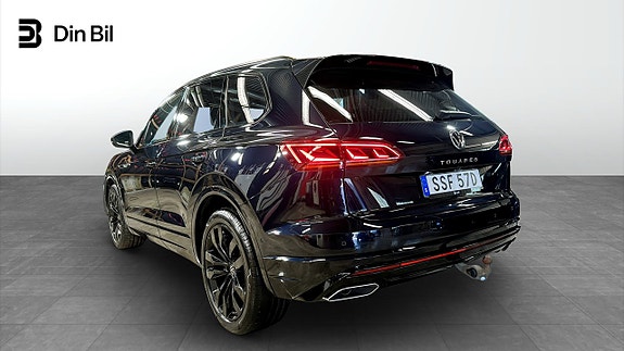 Volkswagen Touareg 3 of 5