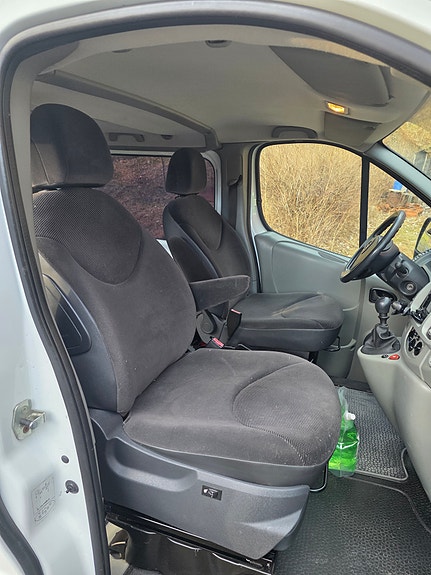 Opel Vivaro 3 of 5