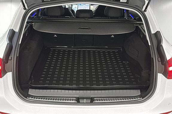 Mercedes-Benz C300 15 of 15
