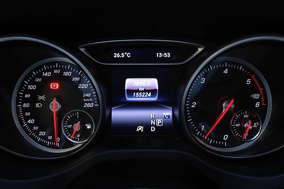 Mercedes-Benz CLA220 d 26 of 29