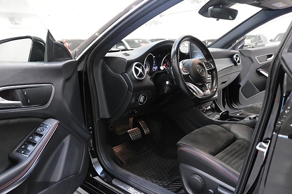 Mercedes-Benz CLA220 d 13 of 29