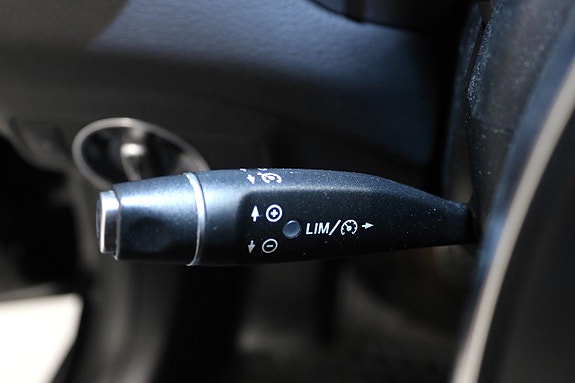 Mercedes-Benz CLA220 d 28 of 29