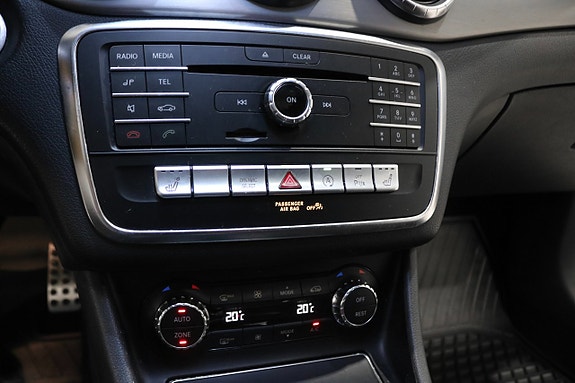 Mercedes-Benz CLA220 d 22 of 29