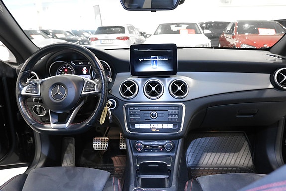 Mercedes-Benz CLA220 d 16 of 29