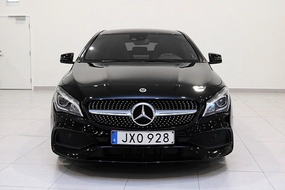 Mercedes-Benz CLA220 d 8 of 29