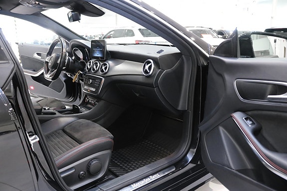 Mercedes-Benz CLA220 d 15 of 29