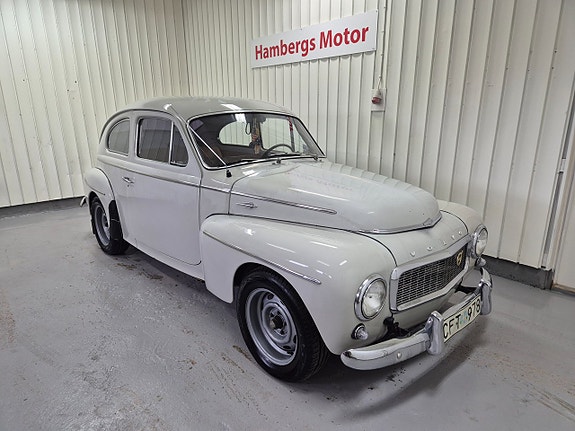 Volvo PV 6 of 17