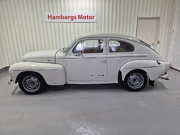 Volvo PV 2 of 5
