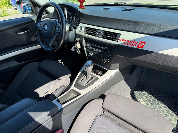BMW 320d 9 of 24