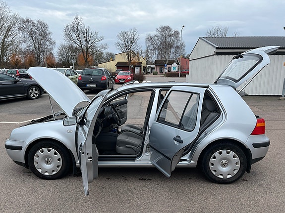 Volkswagen Golf IV 10 of 14