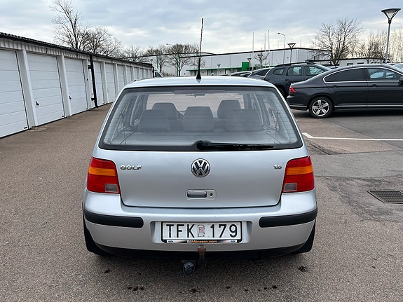 Volkswagen Golf IV 6 of 14