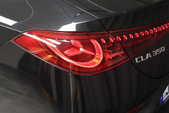 Mercedes-Benz CLA350 9 of 23