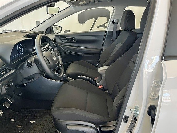 Hyundai Bayon 7 of 8