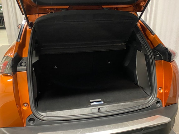 Peugeot 2008 4 of 5
