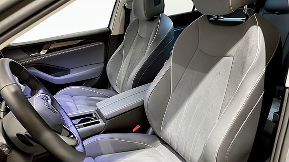 Volkswagen Passat 8 of 13