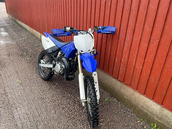 Yamaha YZ85 LW 4 of 13