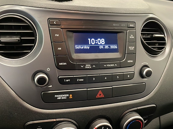 Hyundai i10 11 of 14