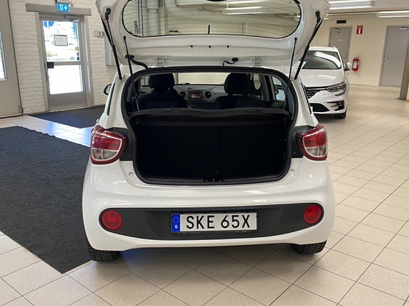 Hyundai i10 14 of 14