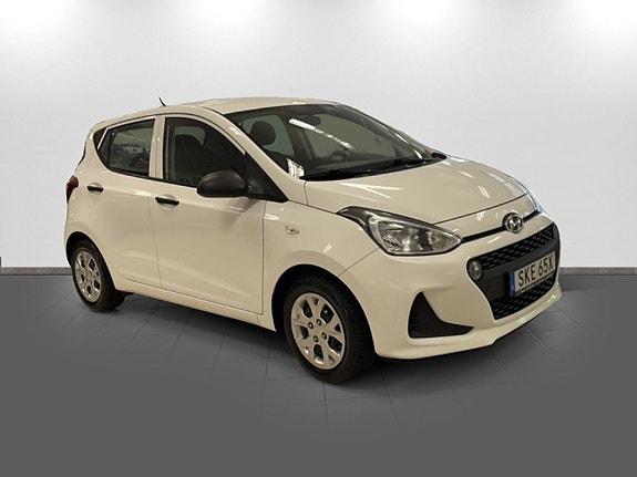 Hyundai i10 3 of 14