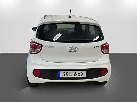 Hyundai i10 5 of 14