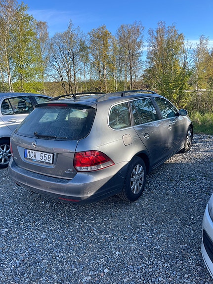 Volkswagen Golf VI 3 of 5