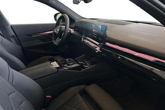 BMW 530e 13 of 22