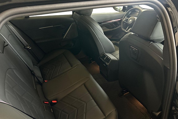 BMW 530e 20 of 22