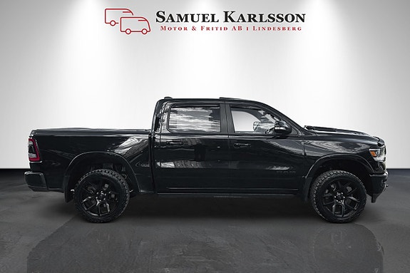 Dodge RAM 1500 2 of 25