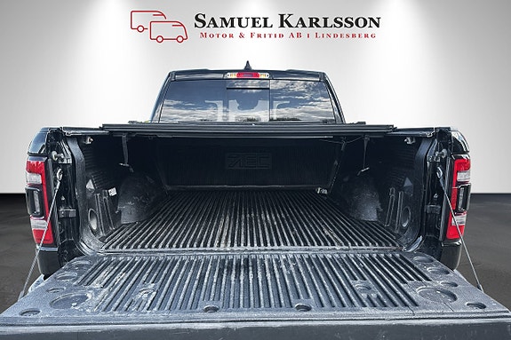 Dodge RAM 1500 9 of 25