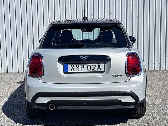 MINI Cooper 6 of 18